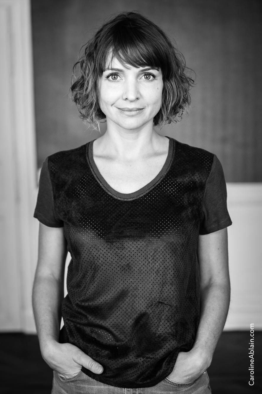 Portraits de Marie MUSSET - comédienne, par Caroline Ablain Photographe